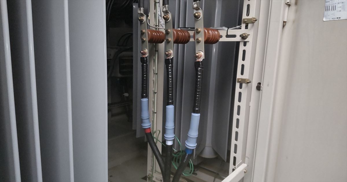 ケーブル交換工事副変電源受電部端末着手後
