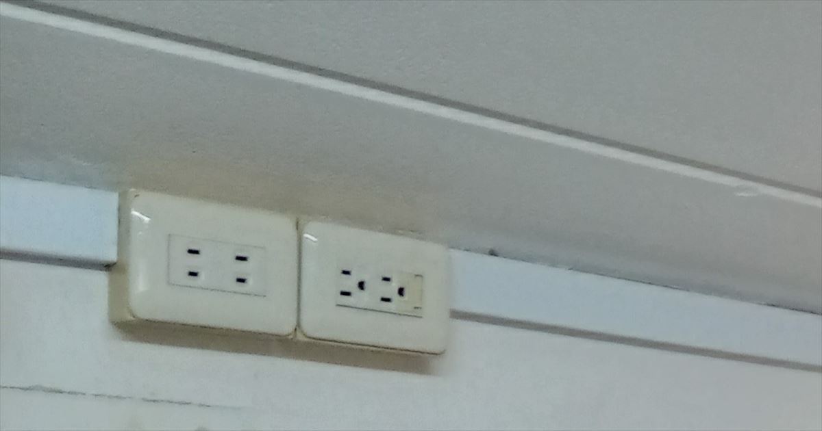 交換後　配線ダクト