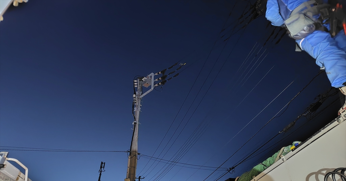 交換後のPASが取り付けられた電柱